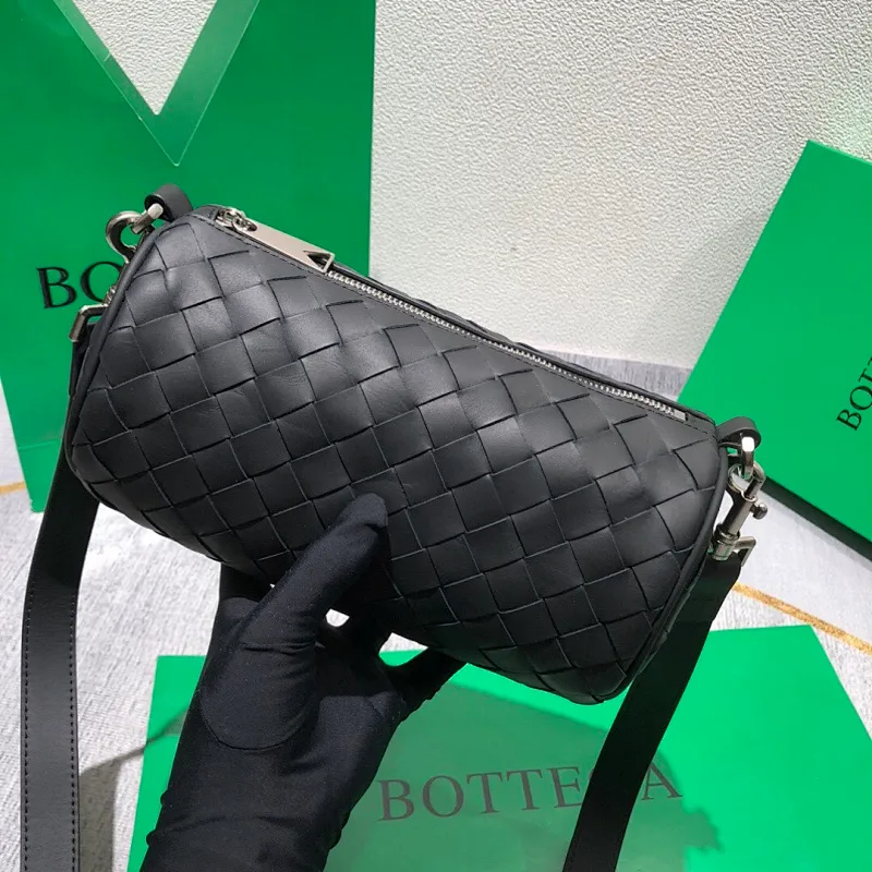 All categories 💚 Top version men’s bags 💚 BV 2024 new BV crossbody bag